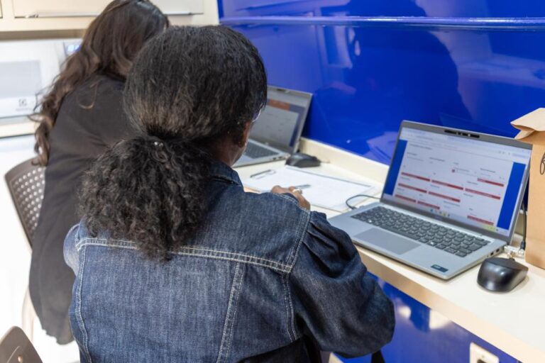 Atendimento em unidade do Centro de Referência da Mulher Brasileira
